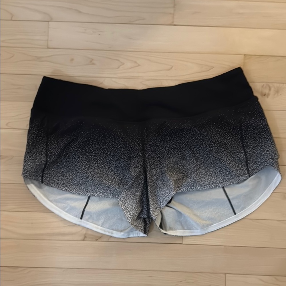 Lululemon Speed Up Low-Rise Lined Short 2.5”